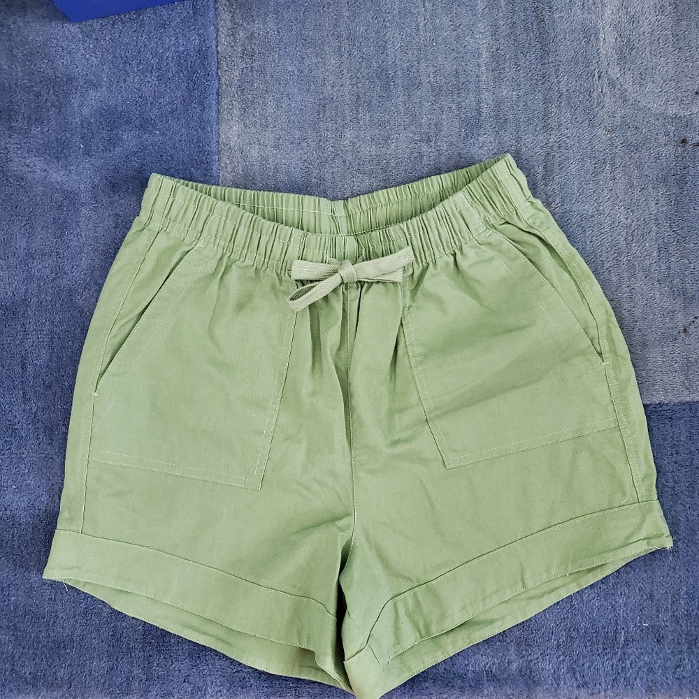 Women's Shorts Olive Green